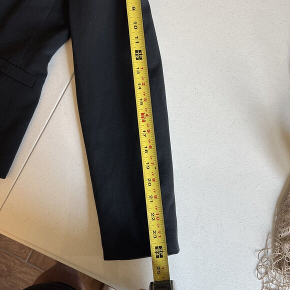 Calvin Klein Womens Sz 8 Two Button Lux Blazer Long Sleeve Black Collar Lined - Picture 12 of 16